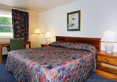 Rodeway Inn 冷水溪 外观 照片